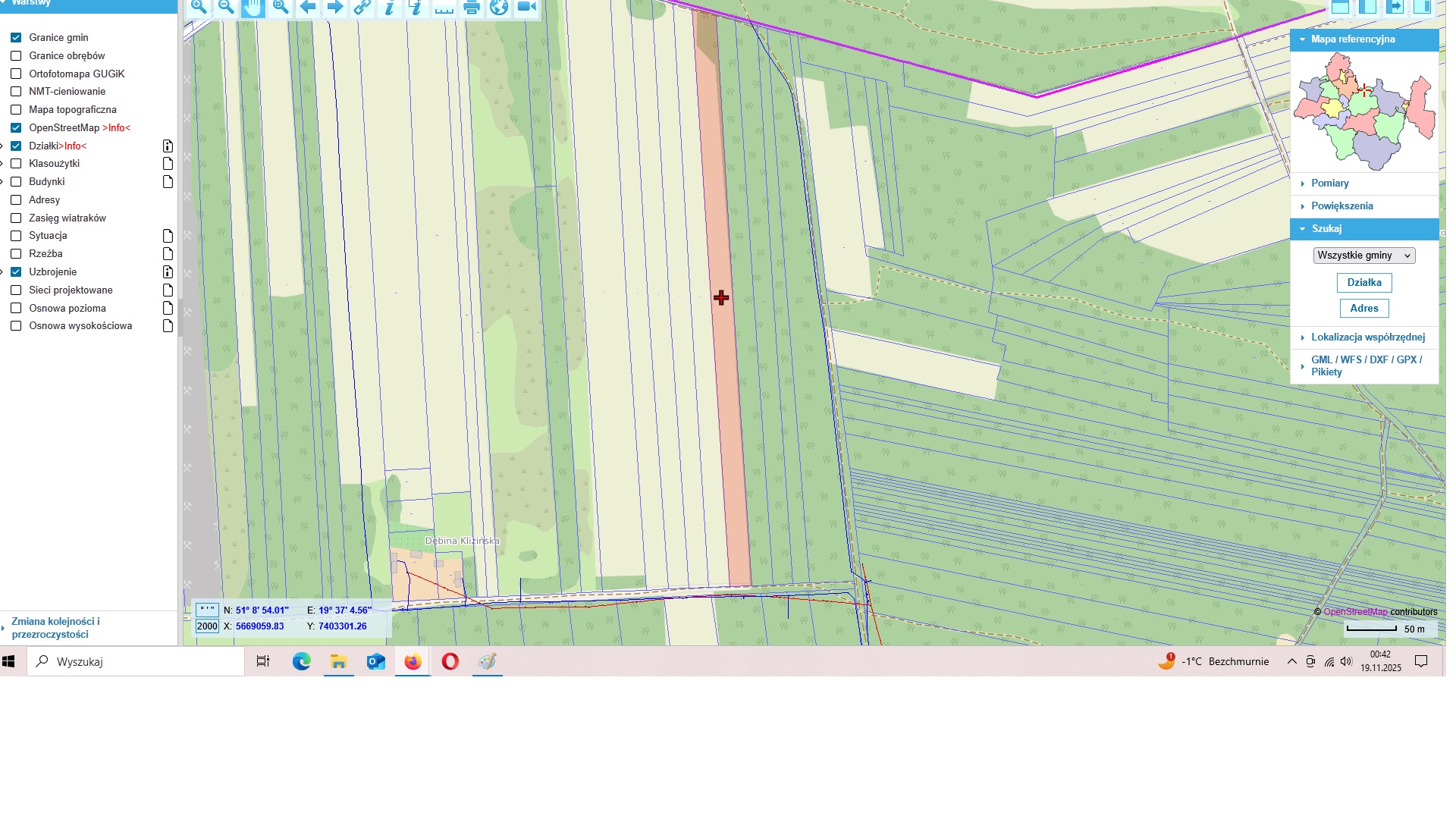 Mapa działki budowlano-rolnej o powierzchni 1,34 ha w lesie, z zaznaczeniem granic i warunków zabudowy pod dom.